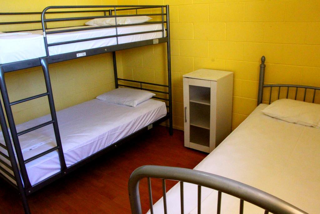 نزل Caloundra Backpackers الغرفة الصورة